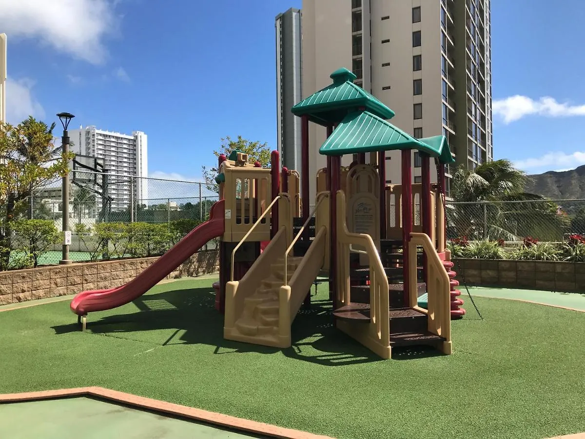 Waikiki Banyan Cozy Condo Suite - Ocean View With Free Parking! Honolulu Appartamento