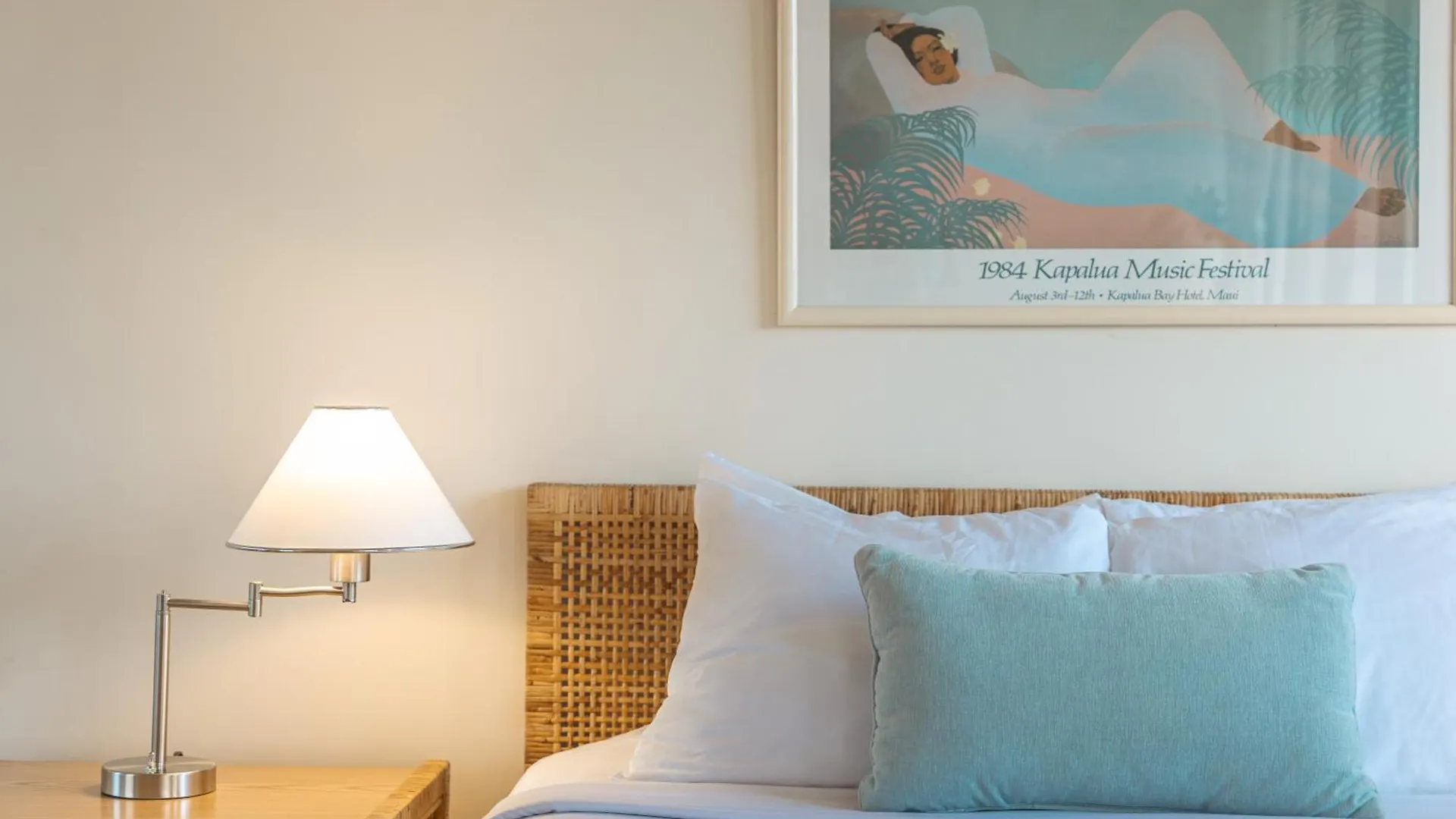 Waikiki Banyan Cozy Condo Suite - Ocean View With Free Parking! Honolulu Apartment