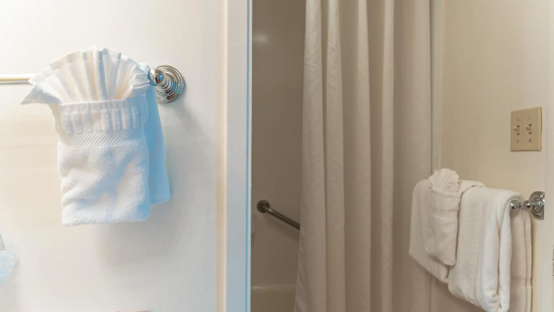 Apartment Waikiki Banyan Cozy Condo Suite - Ocean View With Free Parking! Honolulu