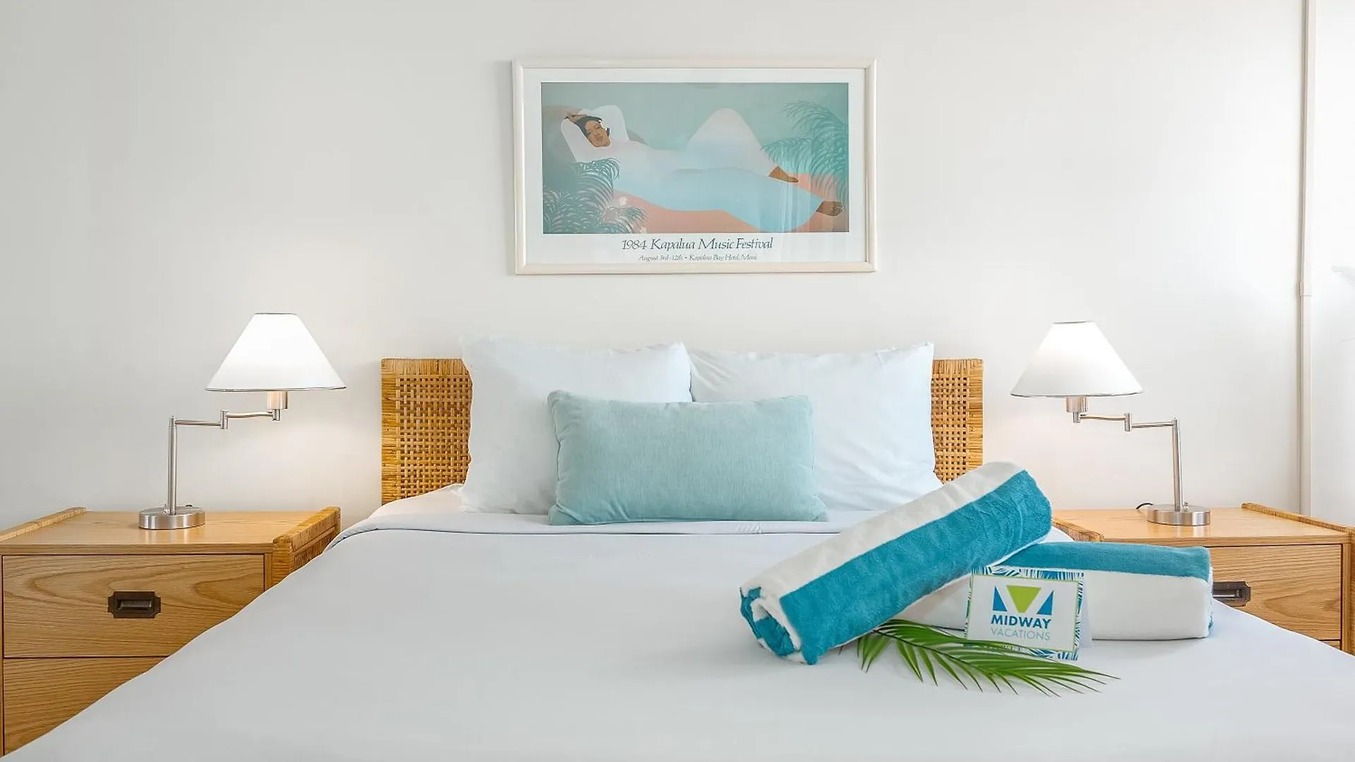 Waikiki Banyan Cozy Condo Suite - Ocean View With Free Parking! Honolulu