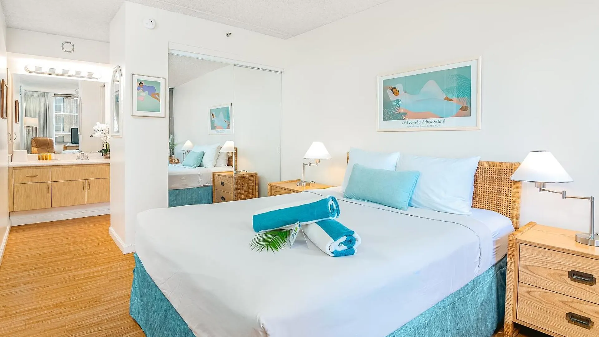 Waikiki Banyan Cozy Condo Suite - Ocean View With Free Parking! Honolulu United States