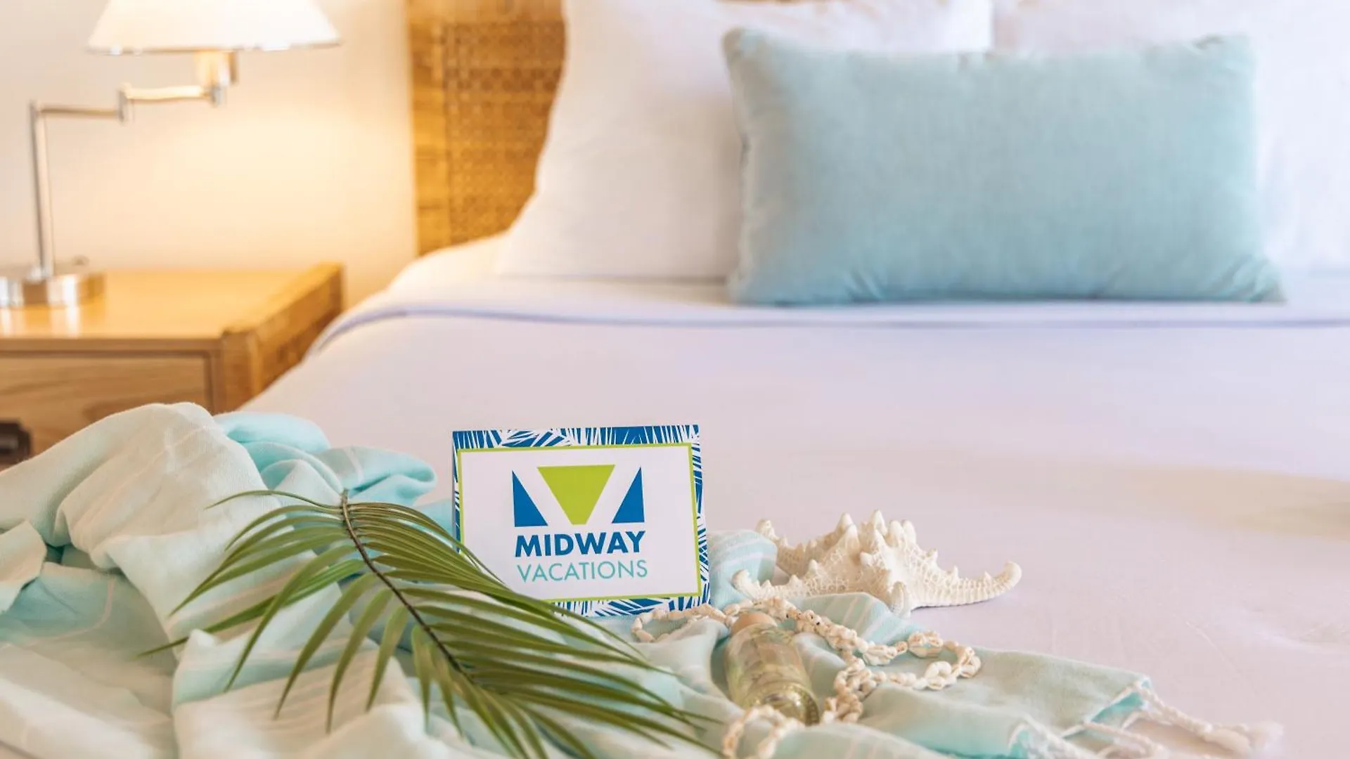 Waikiki Banyan Cozy Condo Suite - Ocean View With Free Parking! Honolulu Apartment