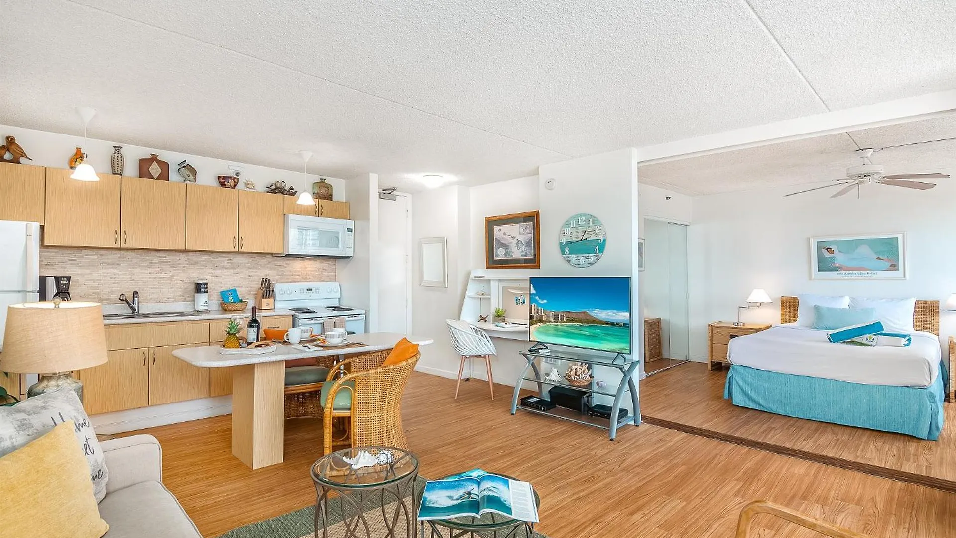 Waikiki Banyan Cozy Condo Suite - Ocean View With Free Parking! Honolulu 0*,