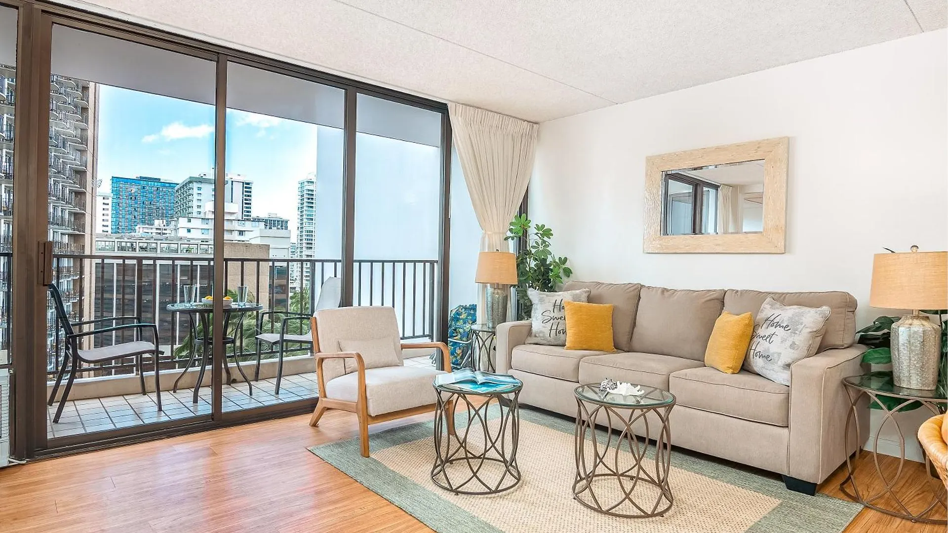 Apartment Waikiki Banyan Cozy Condo Suite - Ocean View With Free Parking! Honolulu