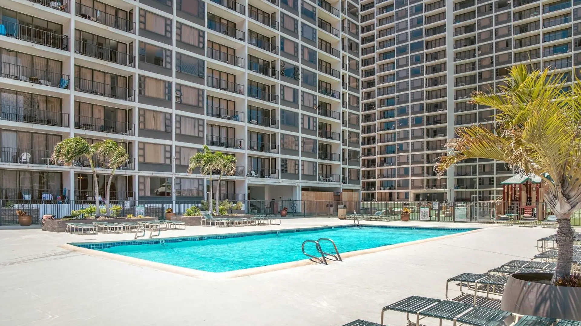 Waikiki Banyan Cozy Condo Suite - Ocean View With Free Parking! Honolulu 0*,  United States